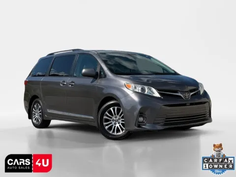 Gray 2019 Toyota Sienna XLE for sale in Knoxville, TN