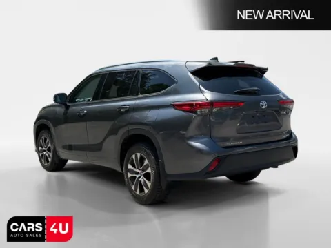 More photos of 2021 Toyota Highlander XLE at Cars 4 U LLC, TN