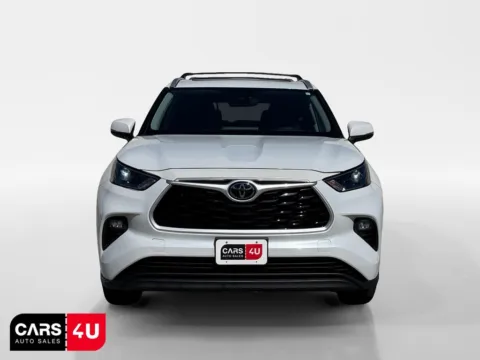 Photos of 2022 Toyota Highlander XLE for sale in Knoxville, TN at Cars 4 U LLC