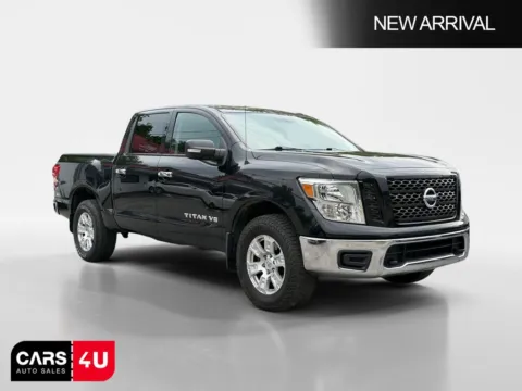 Black 2019 Nissan Titan SV for sale in Knoxville, TN