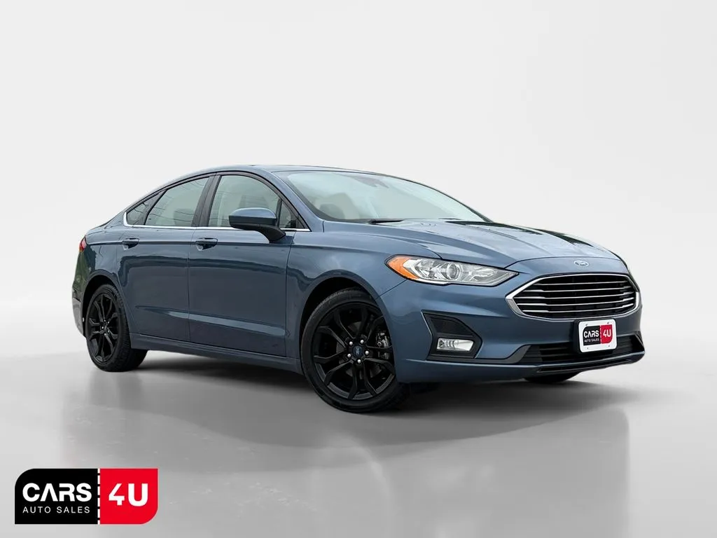 Blue 2019 Ford Fusion SE for sale in Knoxville, TN