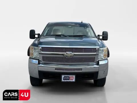 Photos of 2009 Chevrolet Silverado 2500HD LT for sale in Knoxville, TN at Cars 4 U LLC