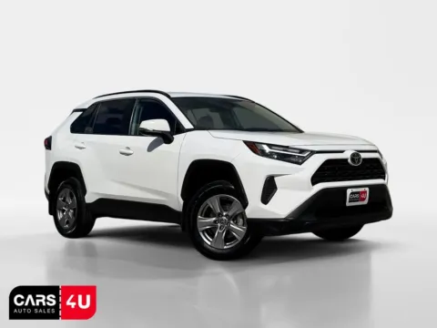 White 2022 Toyota RAV4 XLE for sale in Knoxville, TN