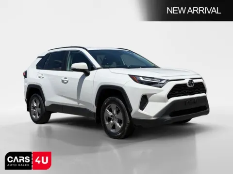 White 2022 Toyota RAV4 XLE for sale in Knoxville, TN