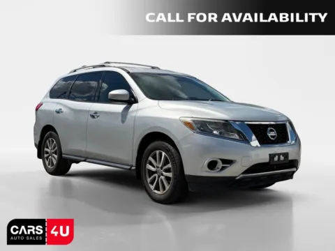 Silver 2014 Nissan Pathfinder SV for sale in Knoxville, TN