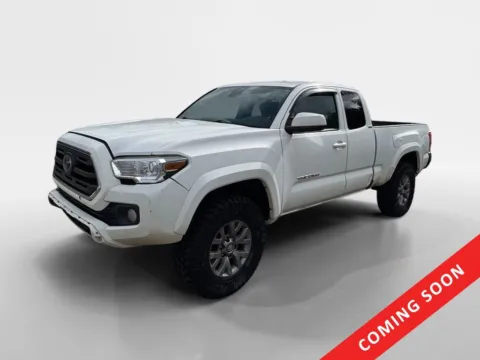 White 2019 Toyota Tacoma SR5 for sale in Knoxville, TN