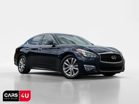 Blue 2017 INFINITI Q70 3.7 for sale in Knoxville, TN