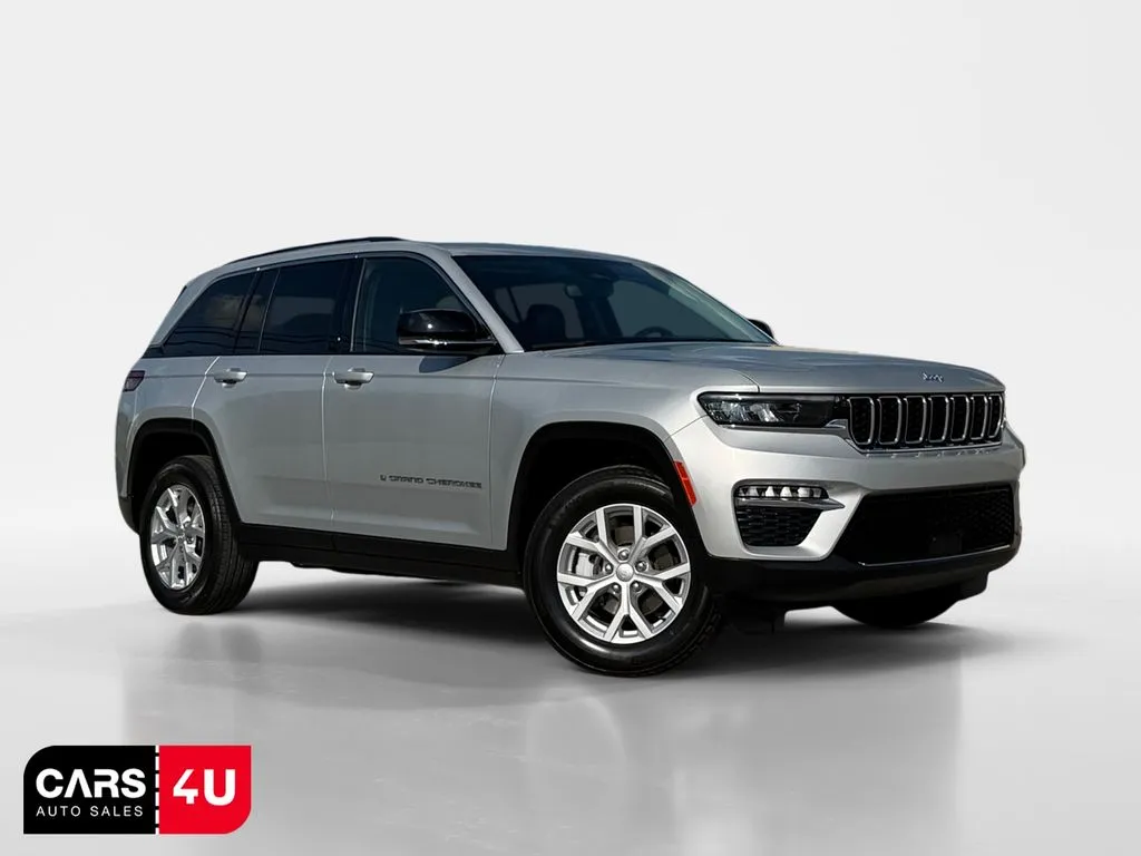 Silver 2023 Jeep Grand Cherokee Limited for sale in Knoxville, TN