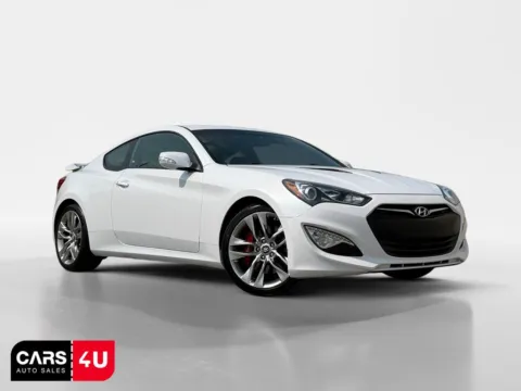 White 2015 Hyundai Genesis Coupe 3.8 Ultimate for sale in Knoxville, TN