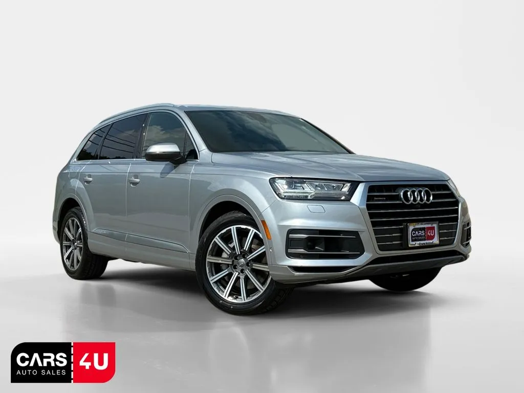 Silver 2019 Audi Q7 55 Premium Plus for sale in Knoxville, TN