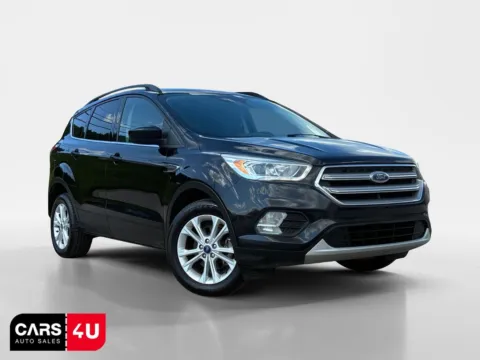 Black 2017 Ford Escape SE for sale in Knoxville, TN