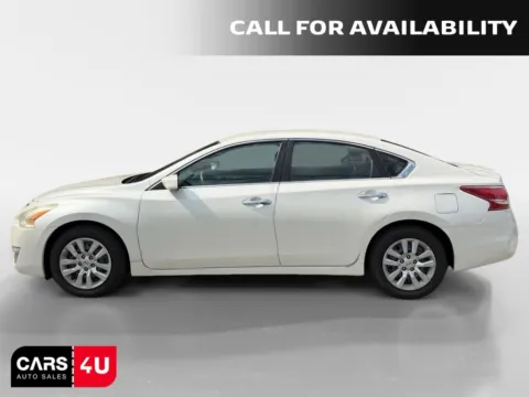 Another view of 2013 Nissan Altima 2.5 S for sale in Knoxville, TN at Cars 4 U LLC