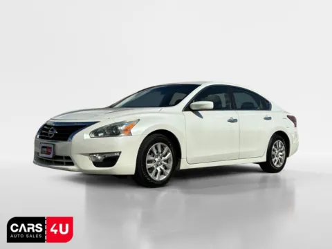 Another view of 2013 Nissan Altima 2.5 S for sale in Knoxville, TN at Cars 4 U LLC