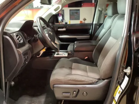 More photos of 2017 Toyota Tundra SR5 at Cars 4 U LLC, TN