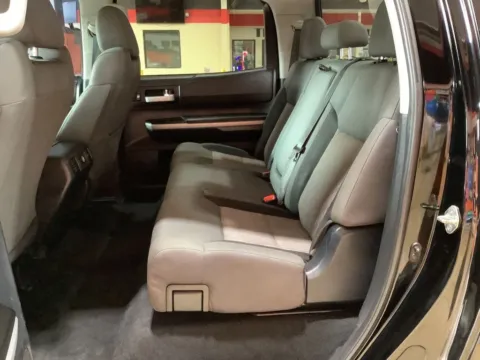 More photos of 2017 Toyota Tundra SR5 at Cars 4 U LLC, TN