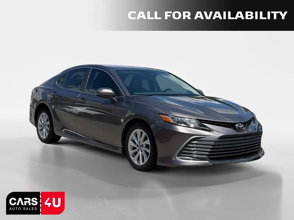 Gray 2022 Toyota Camry LE for sale in Knoxville, TN