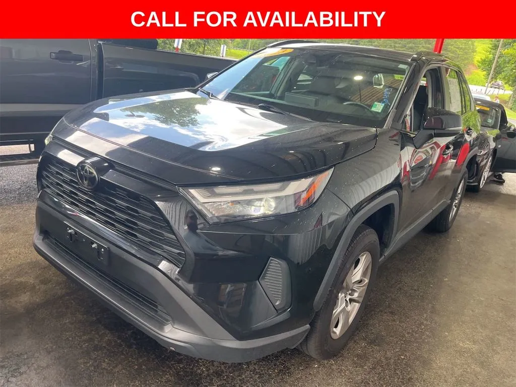 Black 2023 Toyota RAV4 XLE for sale in Knoxville, TN