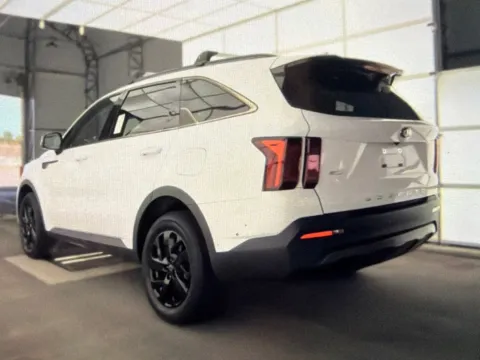 Photos of 2021 Kia Sorento S for sale in Knoxville, TN at Cars 4 U LLC
