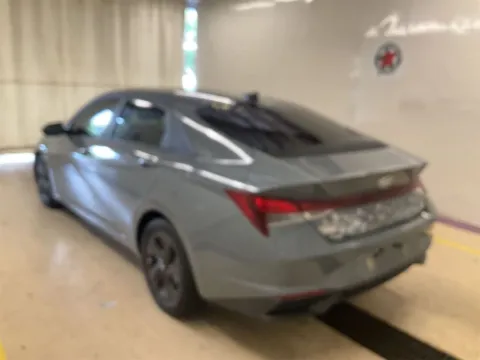 Photos of 2021 Hyundai Elantra SEL for sale in Knoxville, TN at Cars 4 U LLC