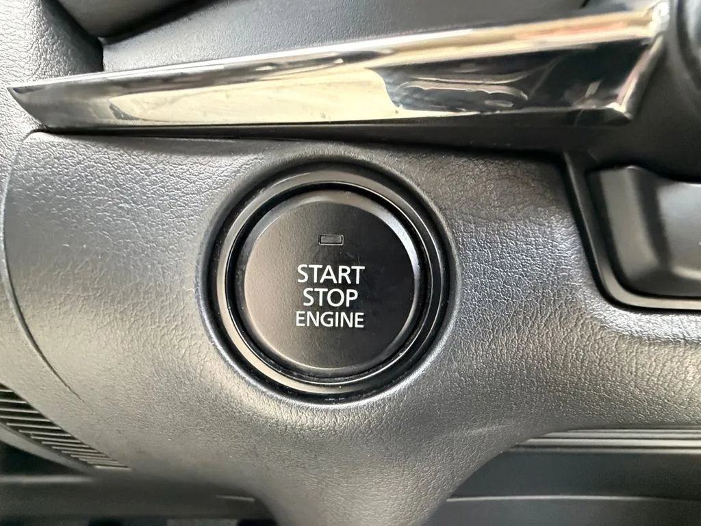 2023 Mazda CX-30 Premium - Photo 25