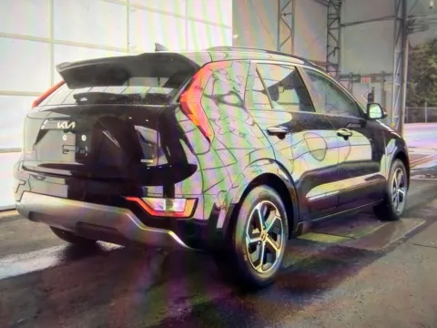 More photos of 2023 Kia Niro SX at Cars 4 U LLC, TN