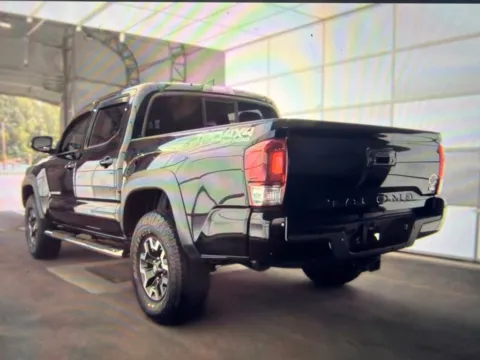 Photos of 2016 Toyota Tacoma TRD Off-Road for sale in Knoxville, TN at Cars 4 U LLC