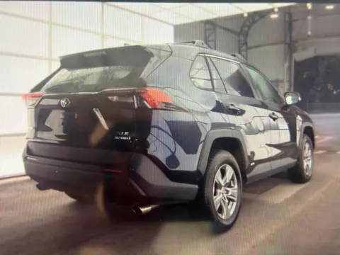 More photos of 2022 Toyota RAV4 Hybrid XLE at Cars 4 U LLC, TN