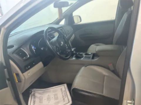 More photos of 2021 Kia Sedona EX at Cars 4 U LLC, TN