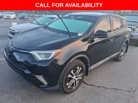 Black 2018 Toyota RAV4 LE for sale in Knoxville, TN