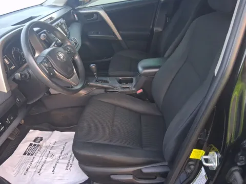 More photos of 2018 Toyota RAV4 LE at Cars 4 U LLC, TN