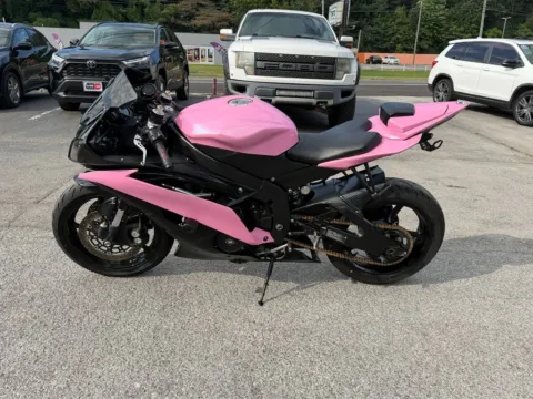 More photos of 2012 Yamaha YZF-R6 at Cars 4 U LLC, TN