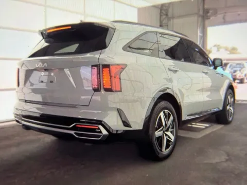 More photos of 2023 Kia Sorento EX at Cars 4 U LLC, TN