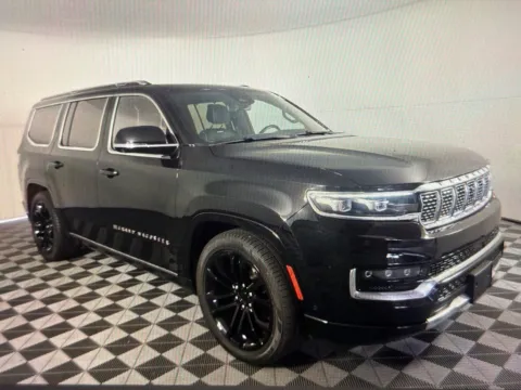 More photos of 2023 Jeep Grand Wagoneer Series III at Cars 4 U LLC, TN