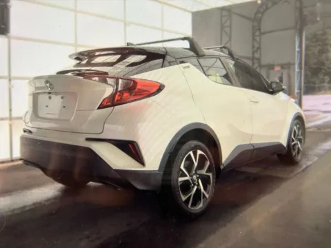 More photos of 2019 Toyota C-HR XLE at Cars 4 U LLC, TN