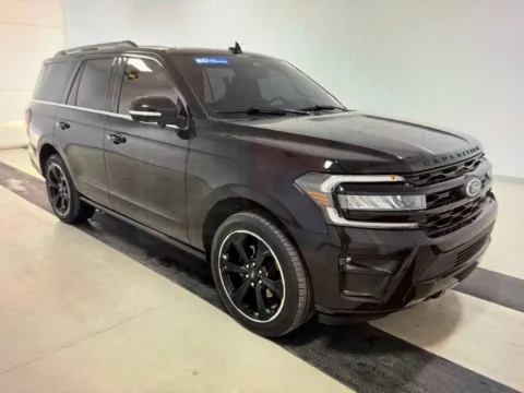 More photos of 2022 Ford Expedition Limited at Cars 4 U LLC, TN