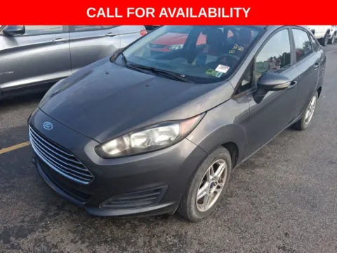 Gray 2018 Ford Fiesta SE for sale in Knoxville, TN