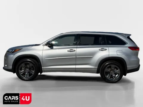 More photos of 2017 Toyota Highlander Limited Platinum at Cars 4 U LLC, TN