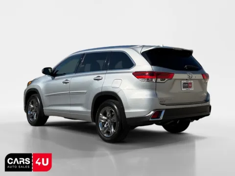 More photos of 2017 Toyota Highlander Limited Platinum at Cars 4 U LLC, TN