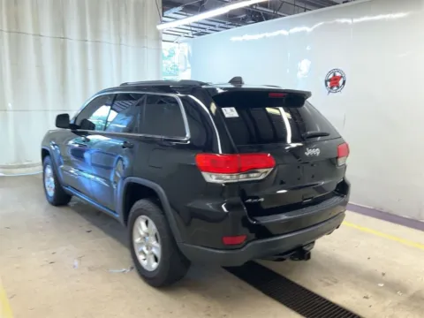 Photos of 2017 Jeep Grand Cherokee Laredo for sale in Knoxville, TN at Cars 4 U LLC