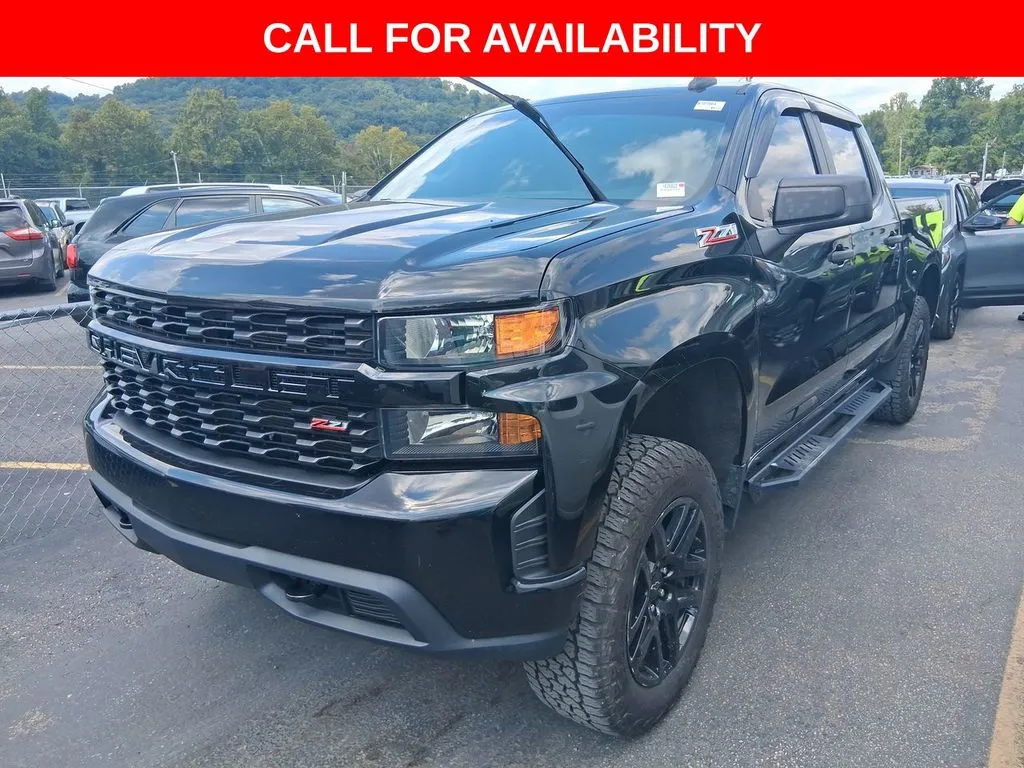 Black 2021 Chevrolet Silverado 1500 Custom Trail Boss for sale in Knoxville, TN