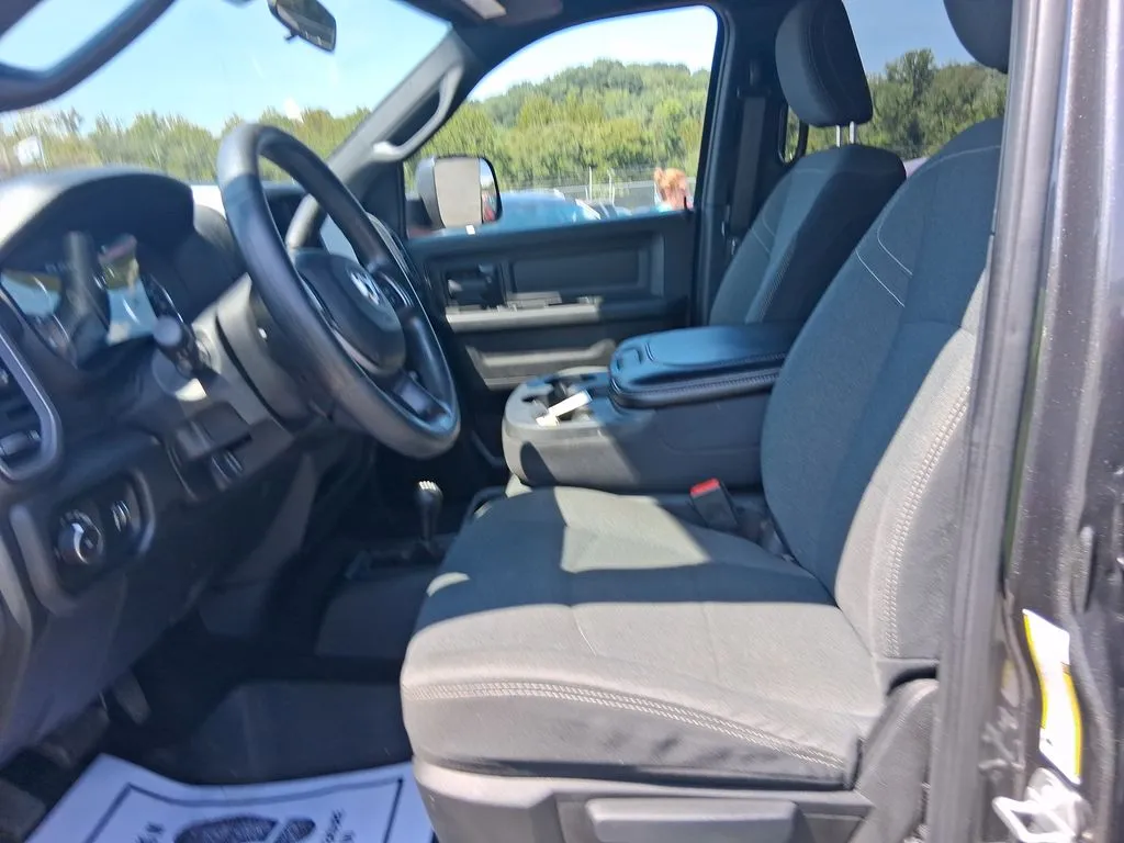 Photo 5