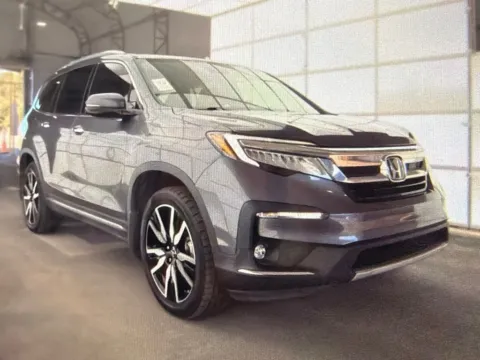 More photos of 2021 Honda Pilot Touring at Cars 4 U LLC, TN