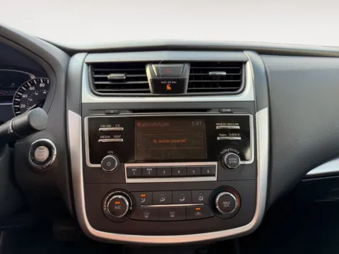 More photos of 2016 Nissan Altima 2.5 S at Cars 4 U LLC, TN