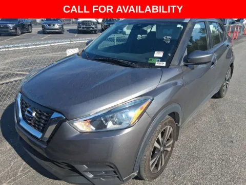 Gray 2020 Nissan Kicks SV for sale in Knoxville, TN