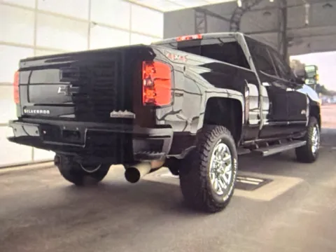 More photos of 2018 Chevrolet Silverado 3500 HD High Country at Cars 4 U LLC, TN