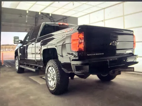 Photos of 2018 Chevrolet Silverado 3500 HD High Country for sale in Knoxville, TN at Cars 4 U LLC