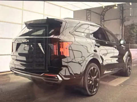 Photos of 2023 Kia Sorento SX for sale in Knoxville, TN at Cars 4 U LLC
