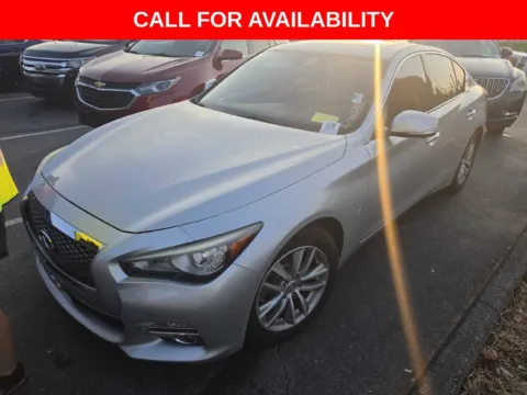 Silver 2015 INFINITI Q50 Premium for sale in Knoxville, TN