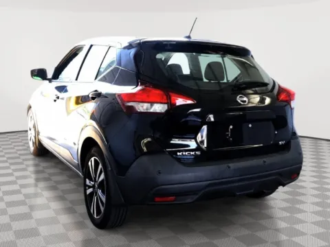 Photos of 2020 Nissan Kicks SV for sale in Knoxville, TN at Cars 4 U LLC