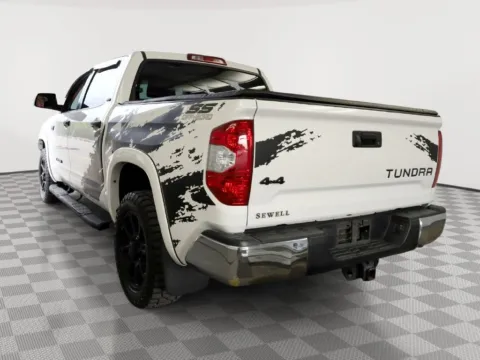 Photos of 2017 Toyota Tundra SR5 for sale in Knoxville, TN at Cars 4 U LLC